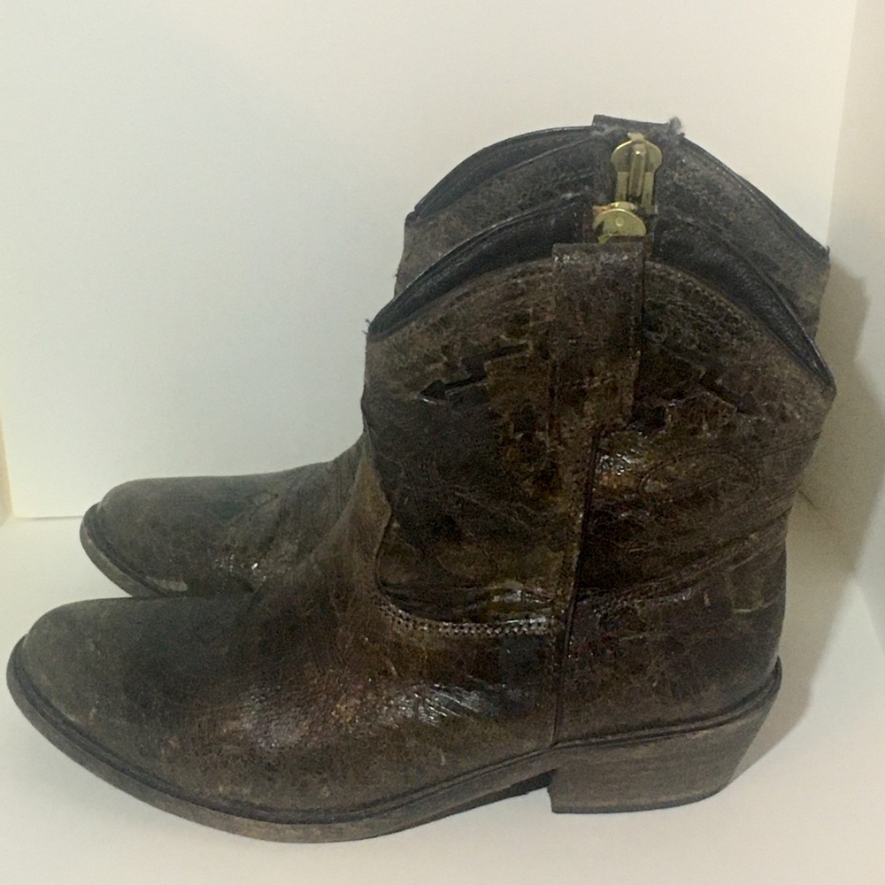 Steven Madden Woman Ankle Cowboy Boots